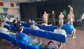 PREFECTURA NACIONAL ARRIBA A LA CIUDAD PARA TOMAR EXÁMENES DEL CURSO DE PATRON MOTORISTA